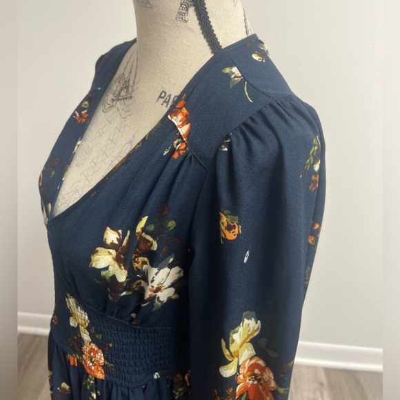 Long Sleeve Floral Dress! - Picture 6 of 15